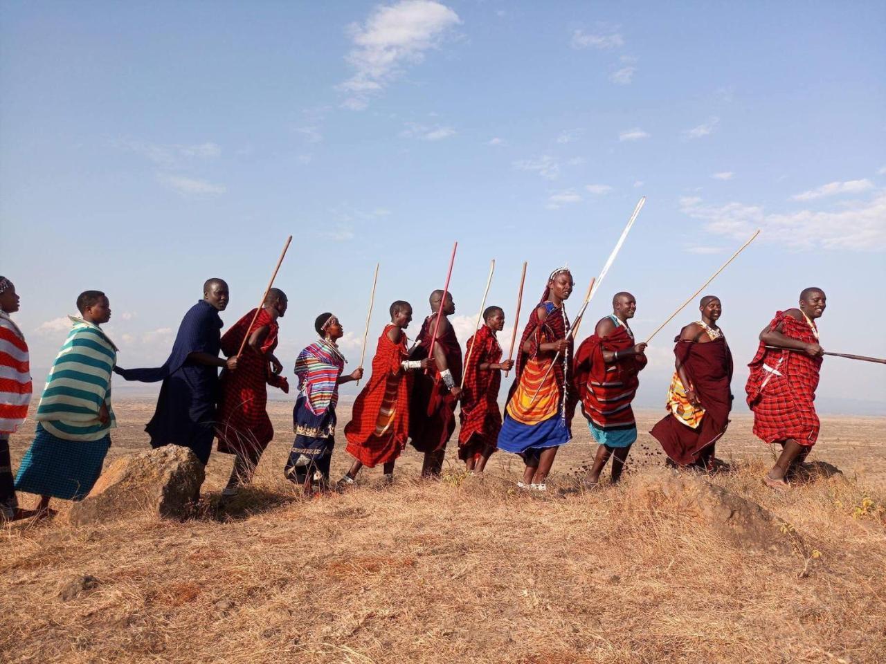 Osiligilai Maasai Lodge Sanya Juu Екстер'єр фото