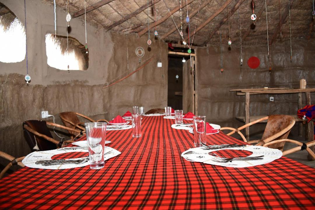 Osiligilai Maasai Lodge Sanya Juu Екстер'єр фото