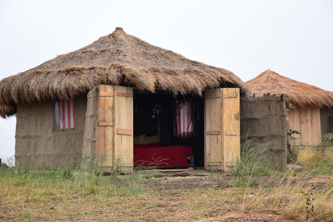 Osiligilai Maasai Lodge Sanya Juu Екстер'єр фото