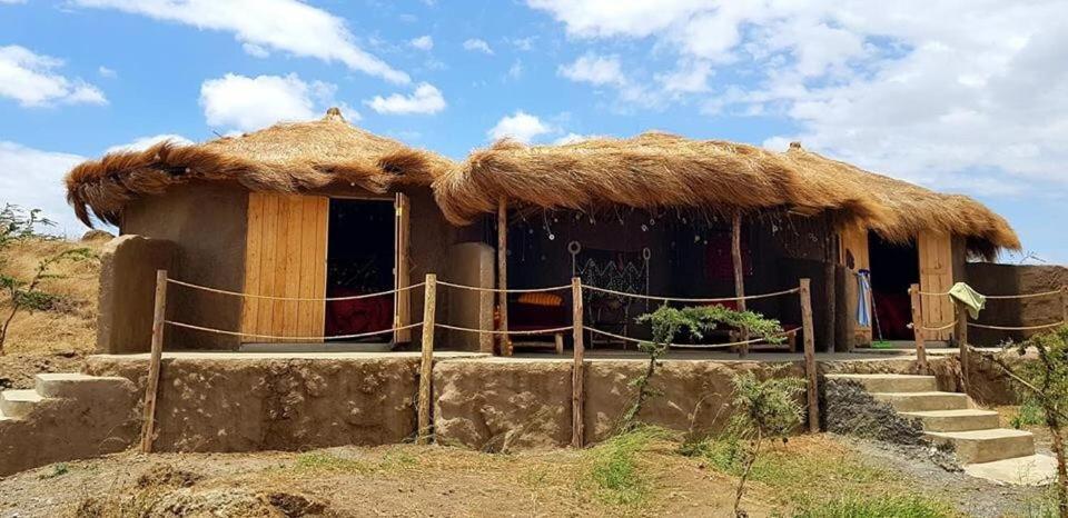 Osiligilai Maasai Lodge Sanya Juu Екстер'єр фото
